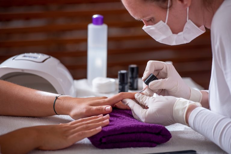 Working magic on her nails Beşiktaş Güzellik Salonu
